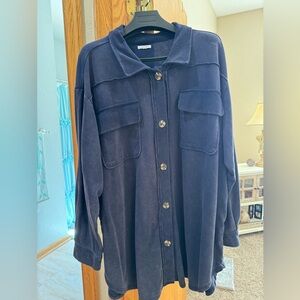 Maurice’s 3 xl Shackett, navy blue, very soft material, smoke-free home.